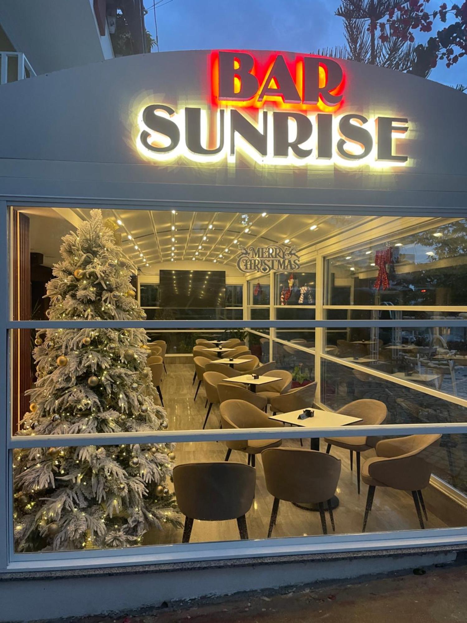 Sunrise Luxury Apartments Саранда Экстерьер фото